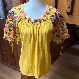Sorrento size Large L Yellow Embroidered Blouse shirt top